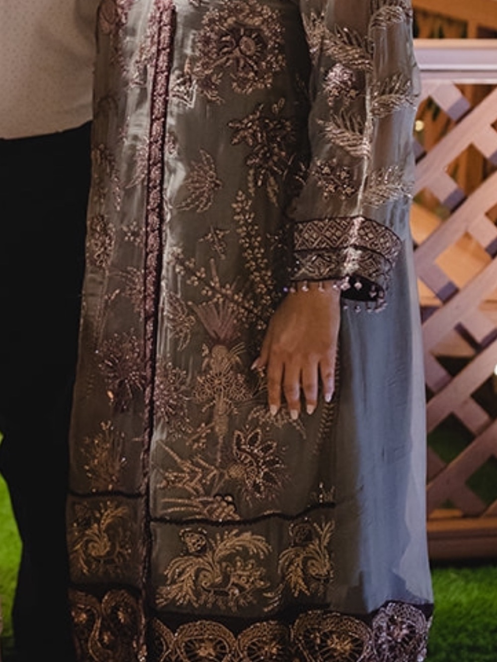 2 Pieces: Pakistani Embroidered suit